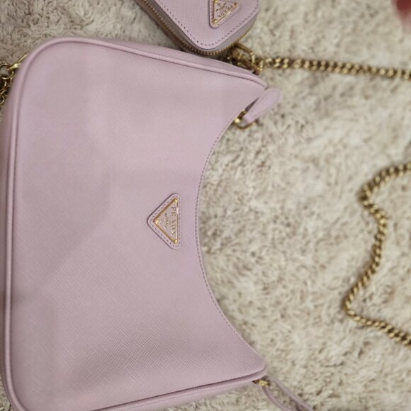 SALE PRADA Authentic  Re-Edition 2005 Saffiano leather bag  PINK! BRAND NEW! - Picture 2 of 9